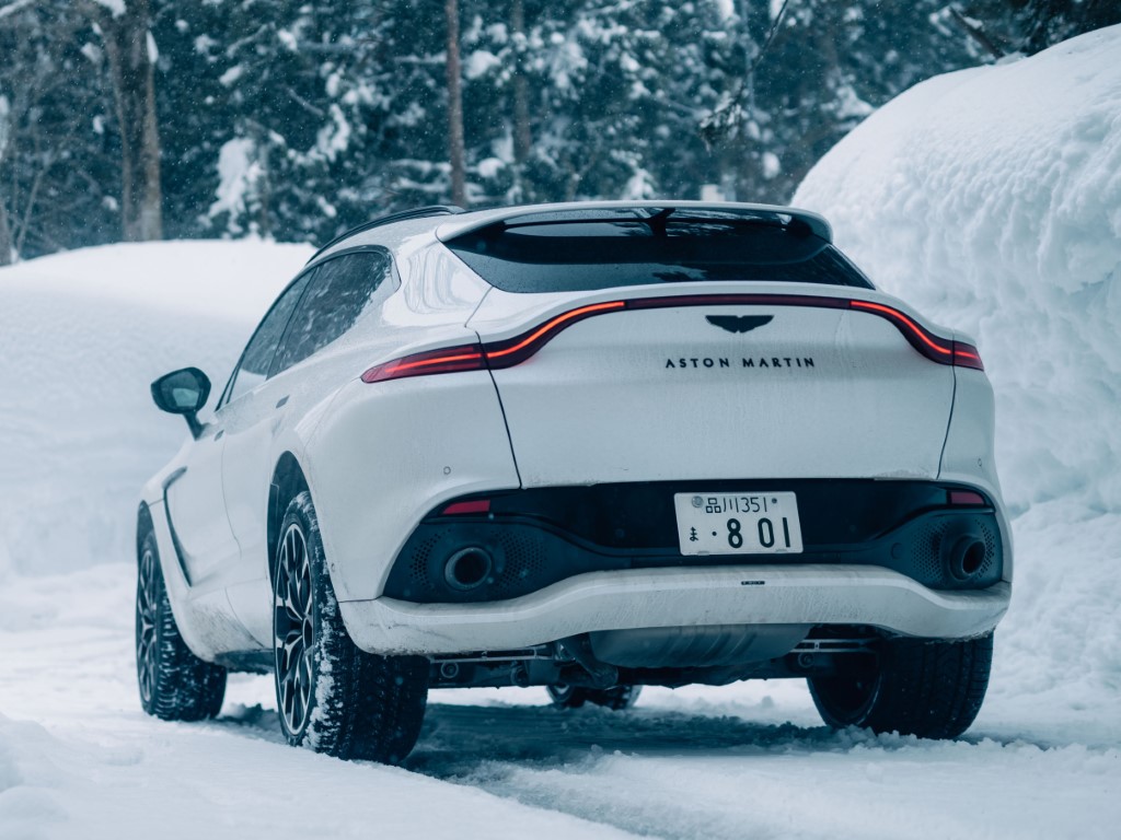 Aston Martin DBX (Automatic)